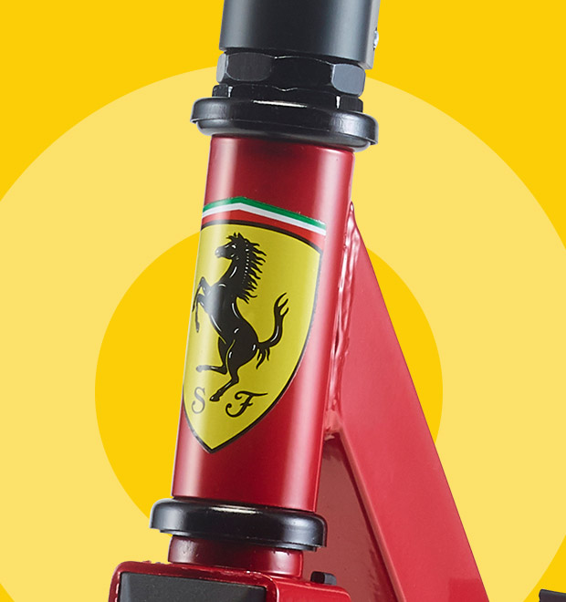 Detail - logo Ferrari